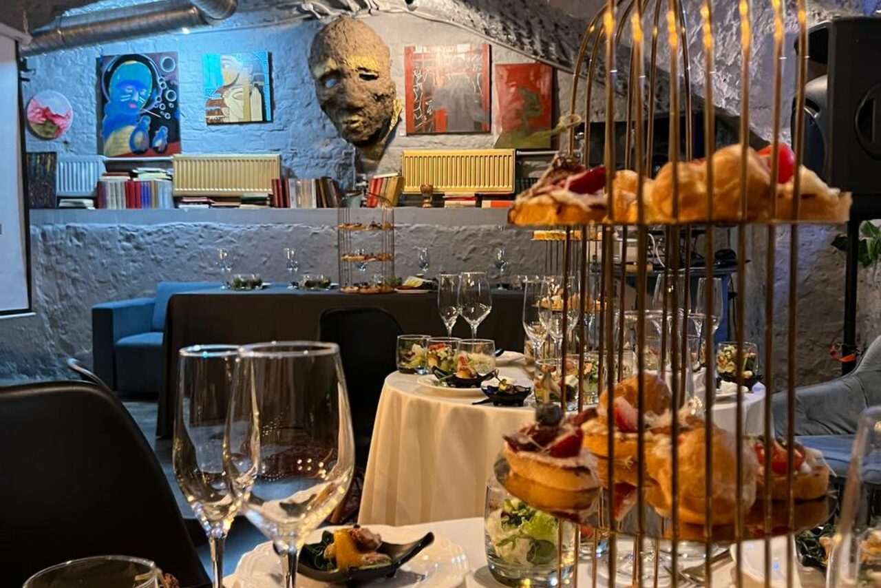 Арендовать Пространство L52. Белый зал для различных событий