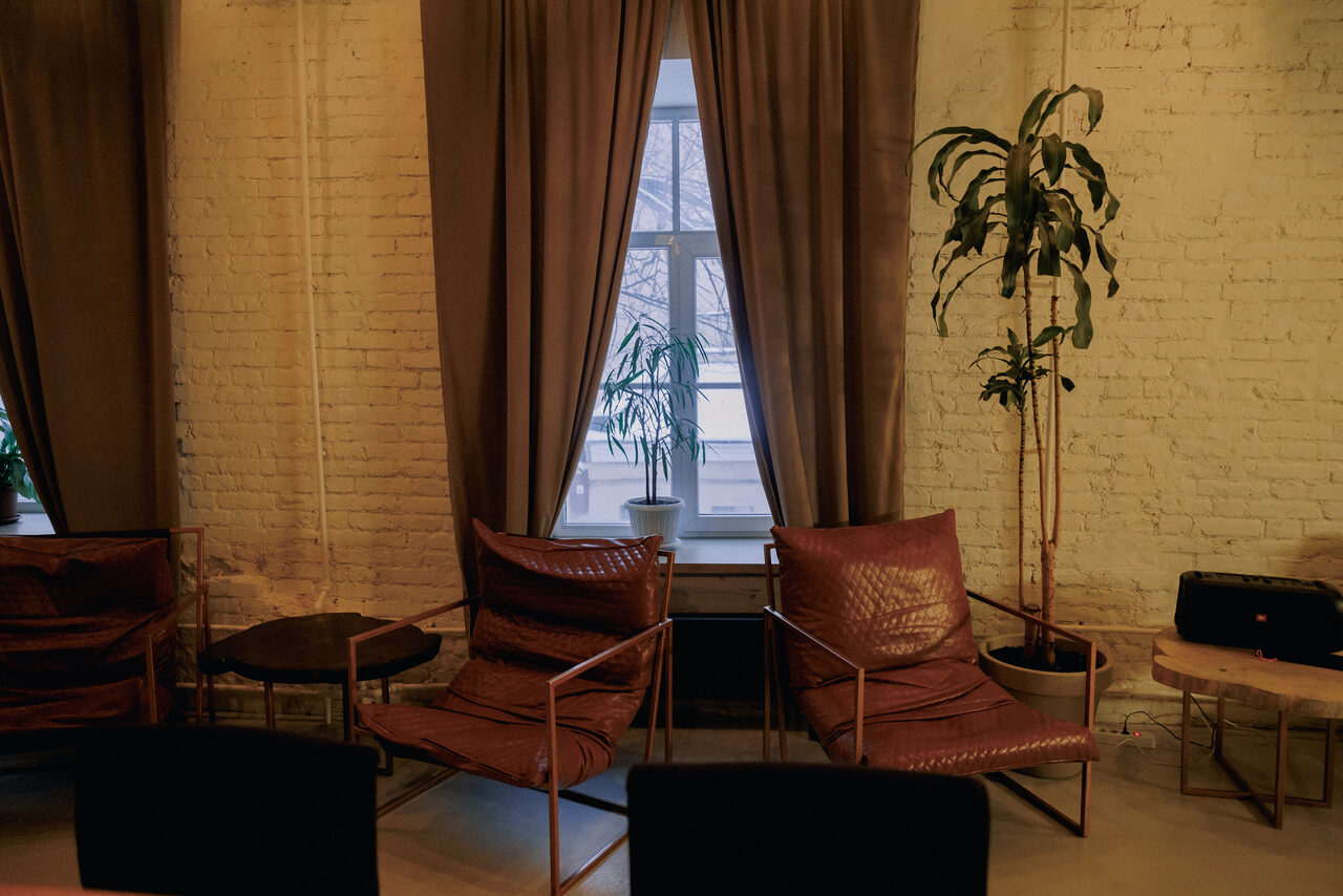 Арендовать Светлый лофт с фотозоной