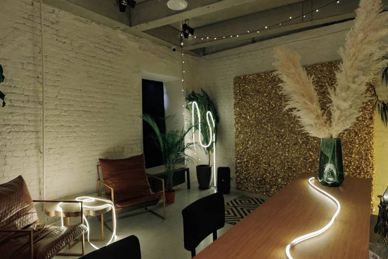 Арендовать Светлый лофт с фотозоной