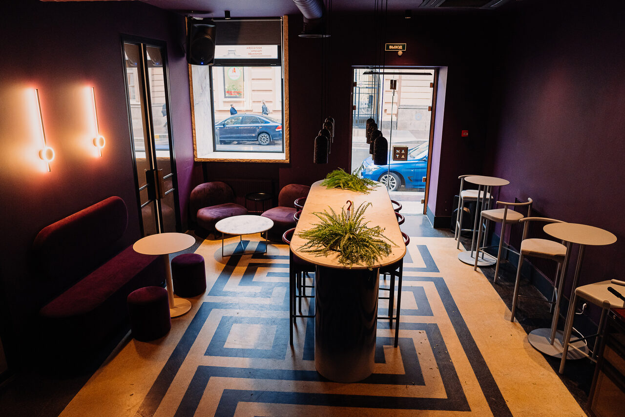 Арендовать Мама Тата Темный лофт с атмосферным освещением