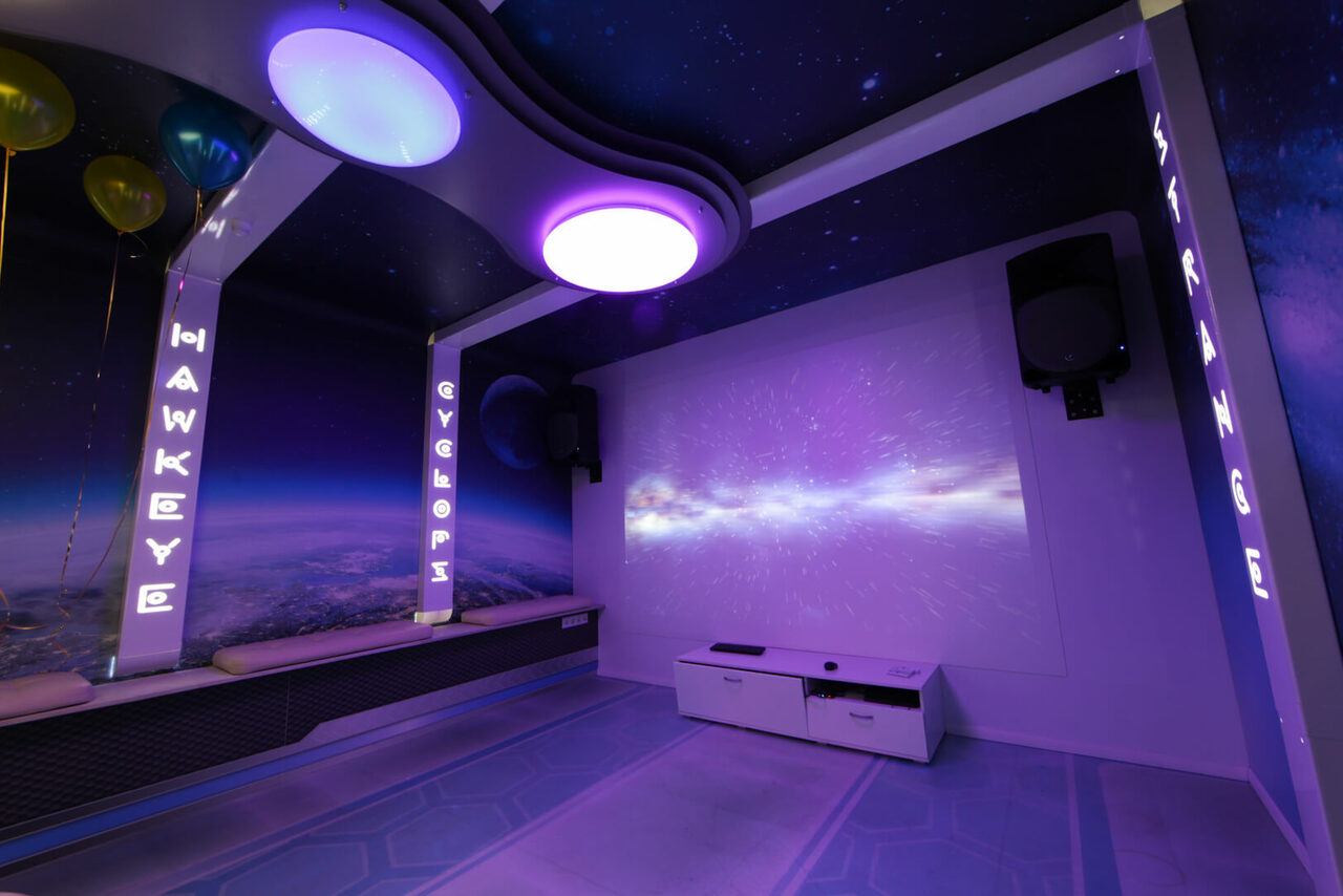 Арендовать Атмосферный кинозал