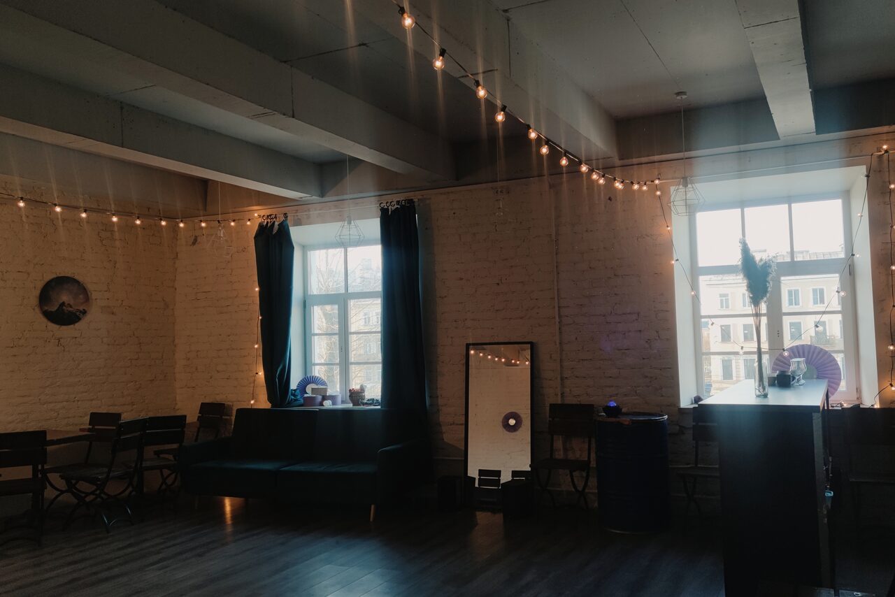 Арендовать Стильное современное помещение для мероприятий