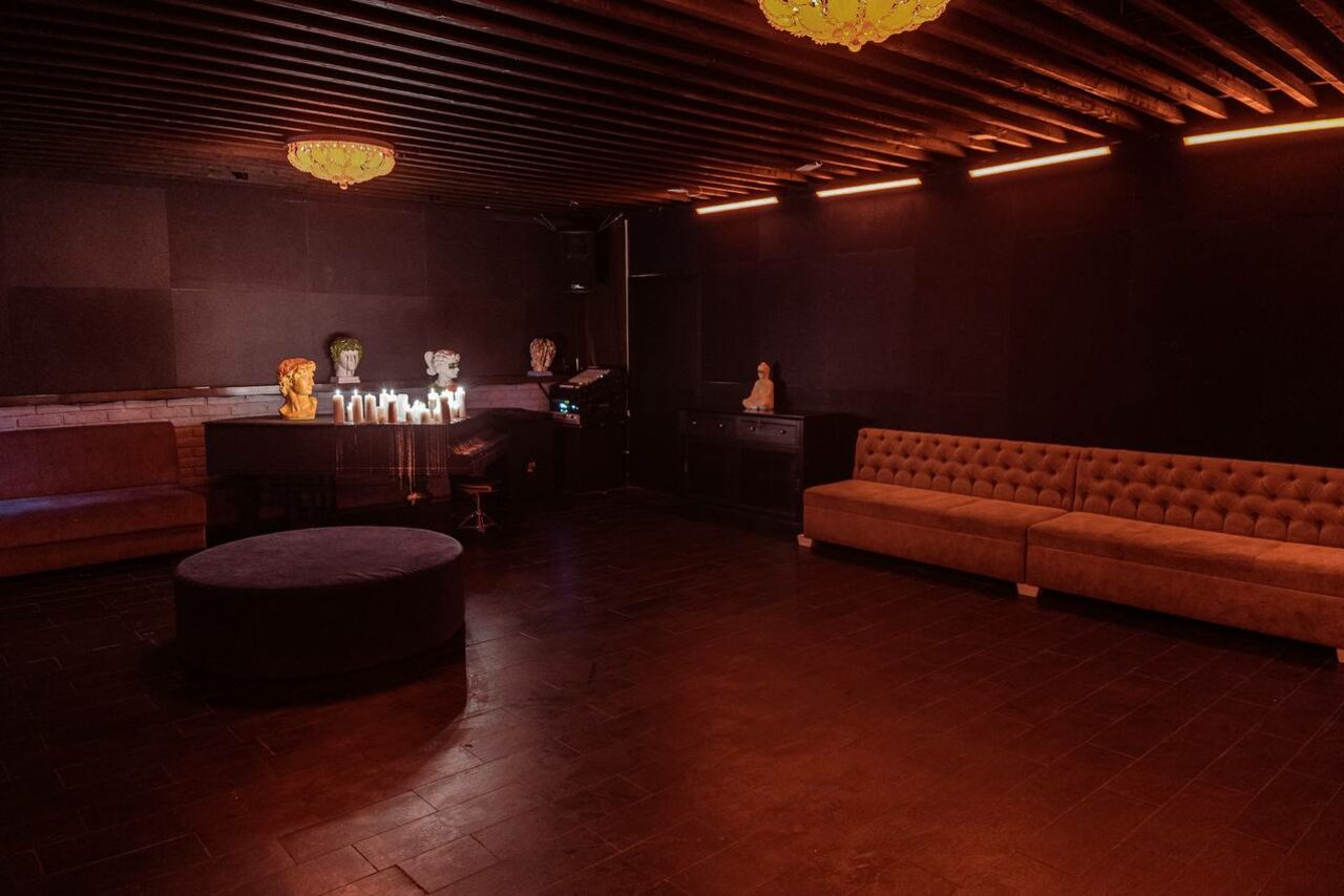 Арендовать PIPL BAR(Пипл Бар)