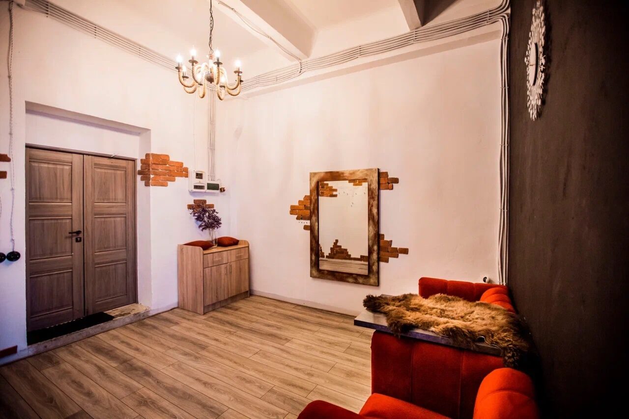 Арендовать Просторный лофт с панорамными окнами и циклорамой