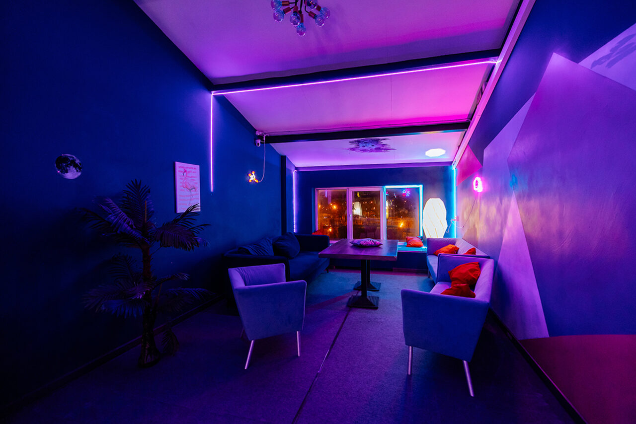 Арендовать Тёмный лофт для вечеринок 