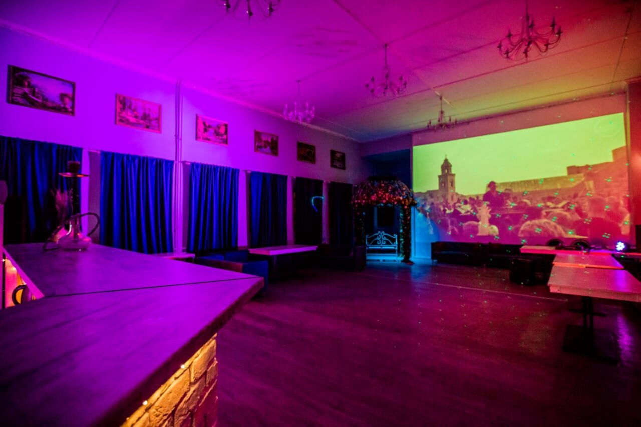 Арендовать EmpireLoft Атмосферное пространство с проектором