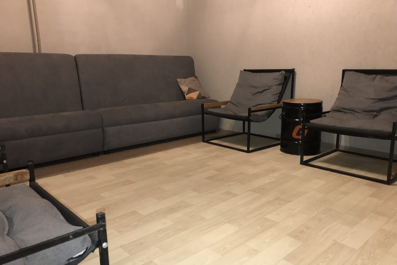 Арендовать Roof Hooty Place. Лофт-мансарда 