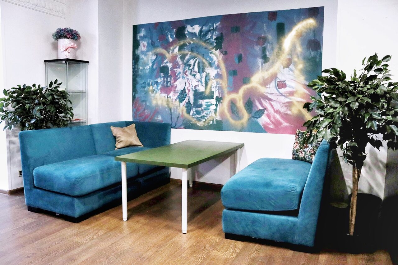 Арендовать Светлый мультиформатный лофт