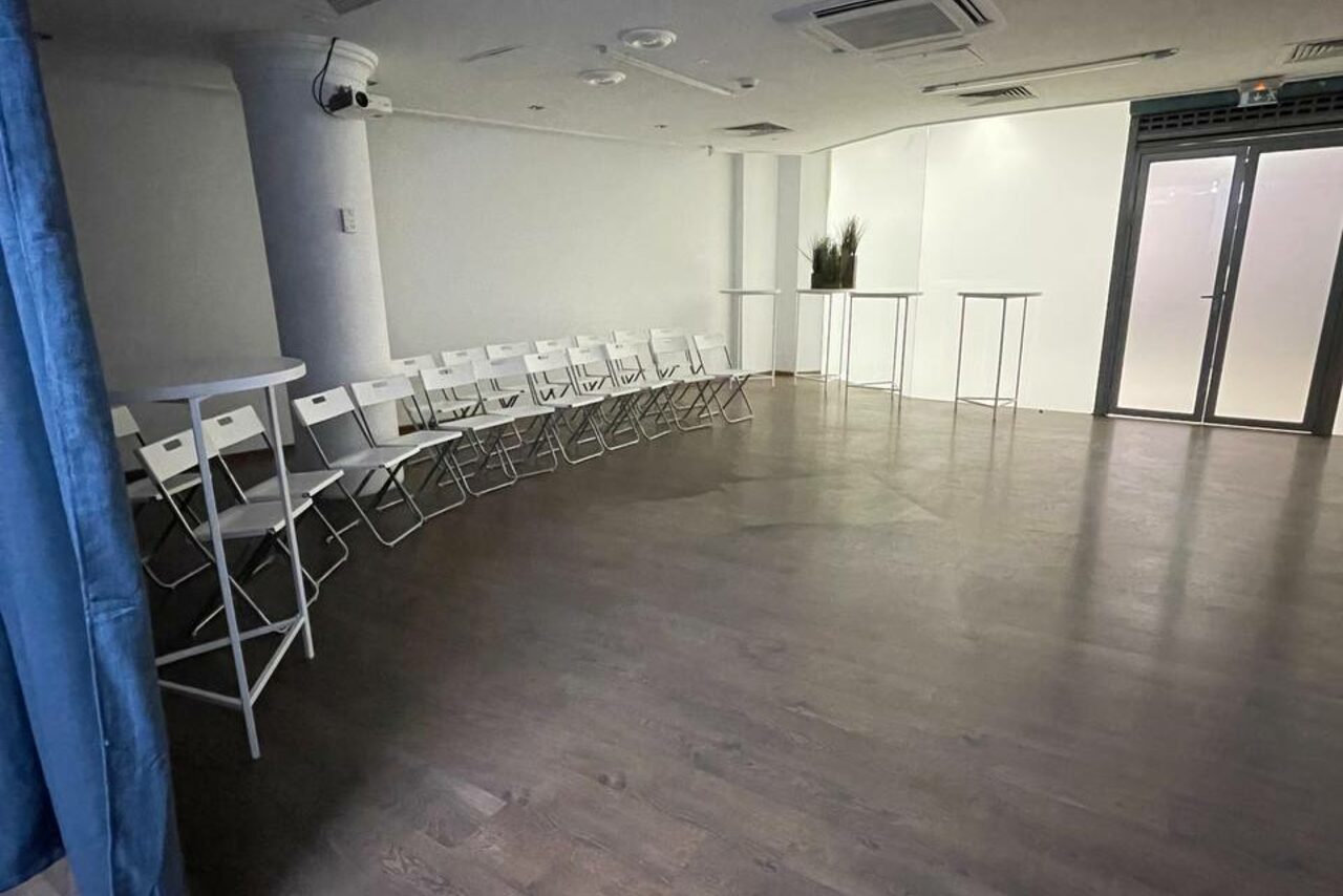 Арендовать Светлый мультиформатный лофт