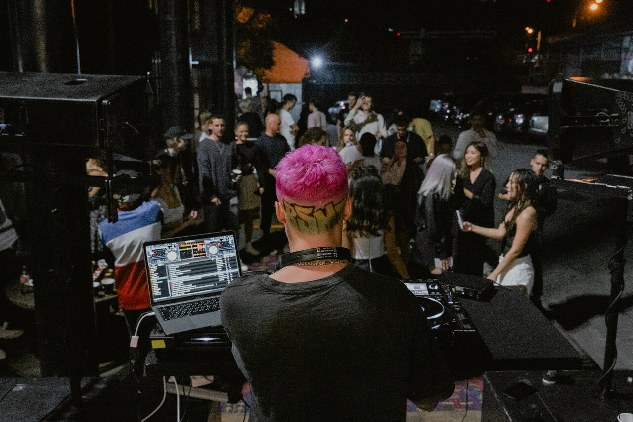 Арендовать GOELRO EDISON. Лофт для вечеринок с выходом на веранду