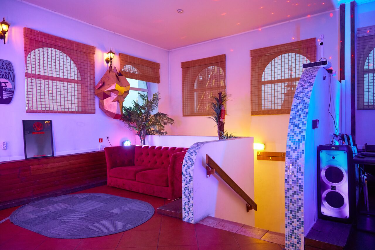 Арендовать Яркий и уютный лофт