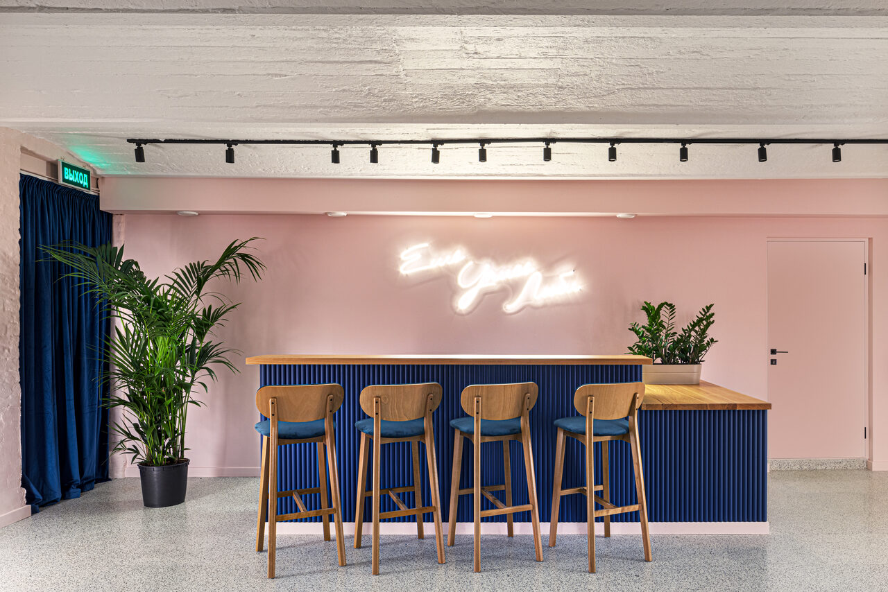 Арендовать Стилизованный лофт для деловых мероприятий