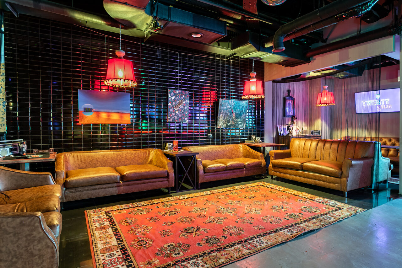 Арендовать Twenty One Club. Атмосферная площадка для концертов