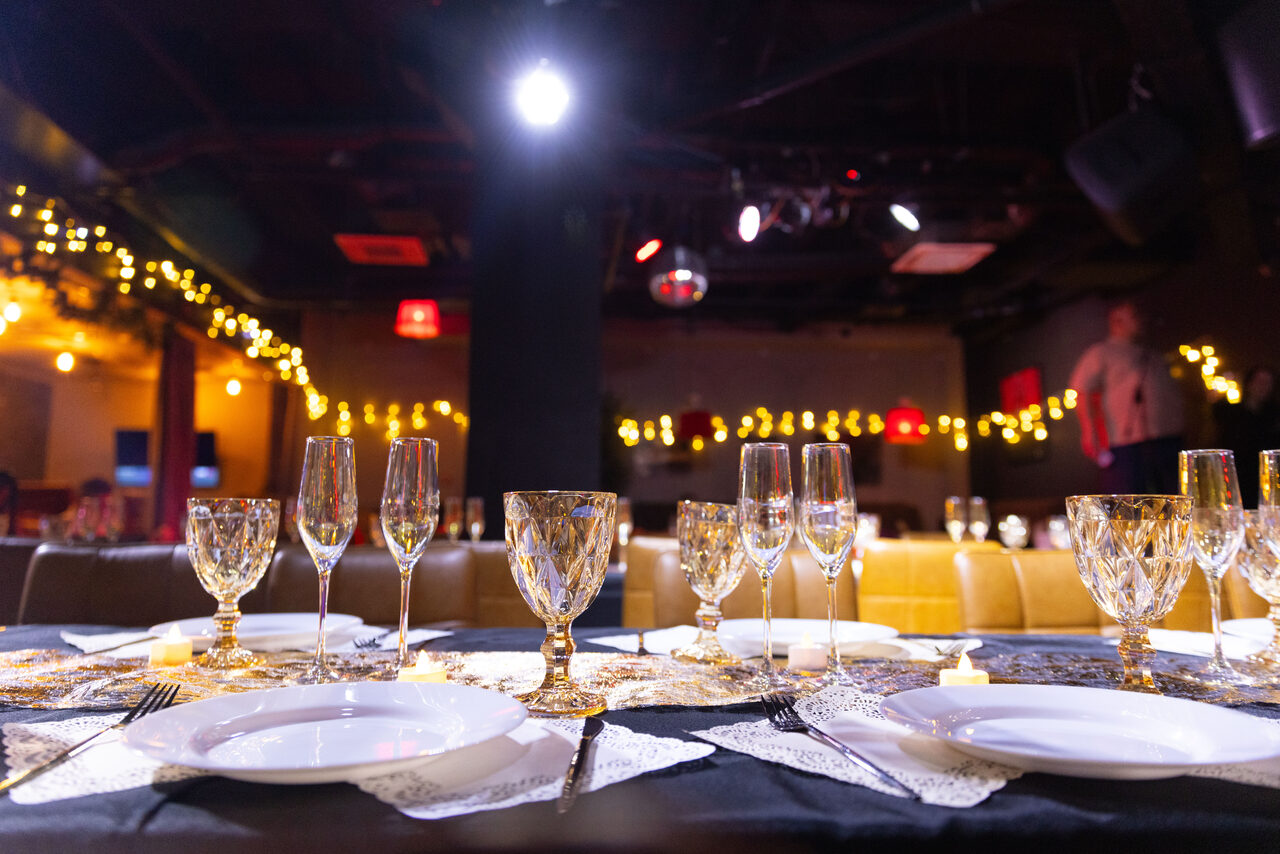 Арендовать Twenty One Club. Атмосферная площадка для концертов