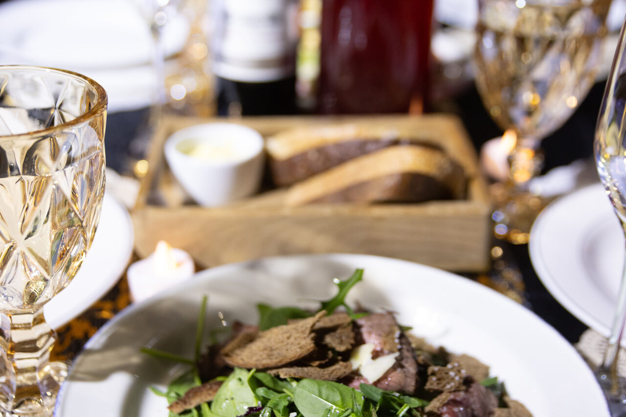 Арендовать Twenty One Club. Атмосферная площадка для концертов