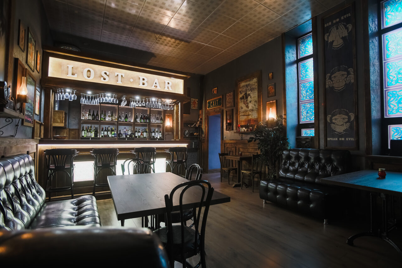 Арендовать Просторная терраса для мероприятий