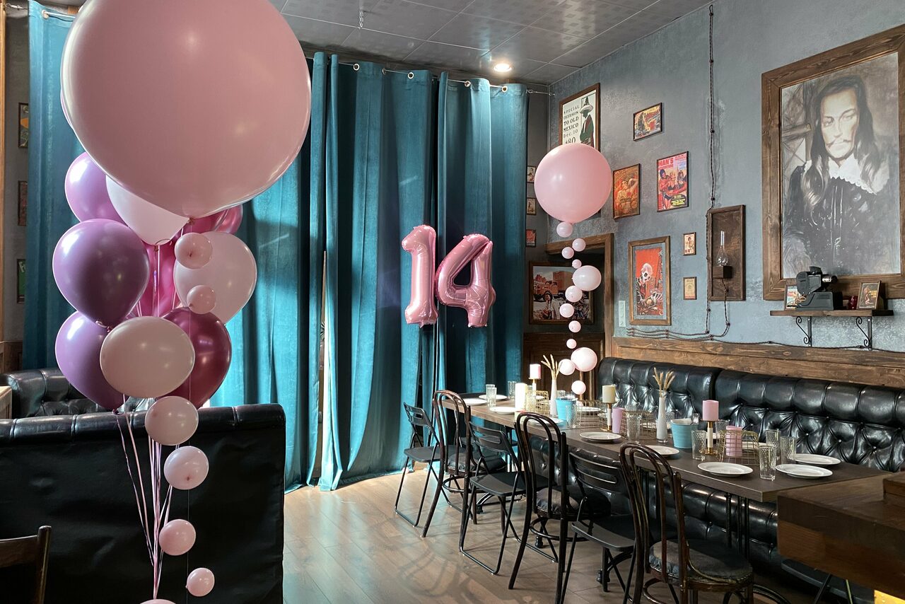 Арендовать Просторная терраса для мероприятий