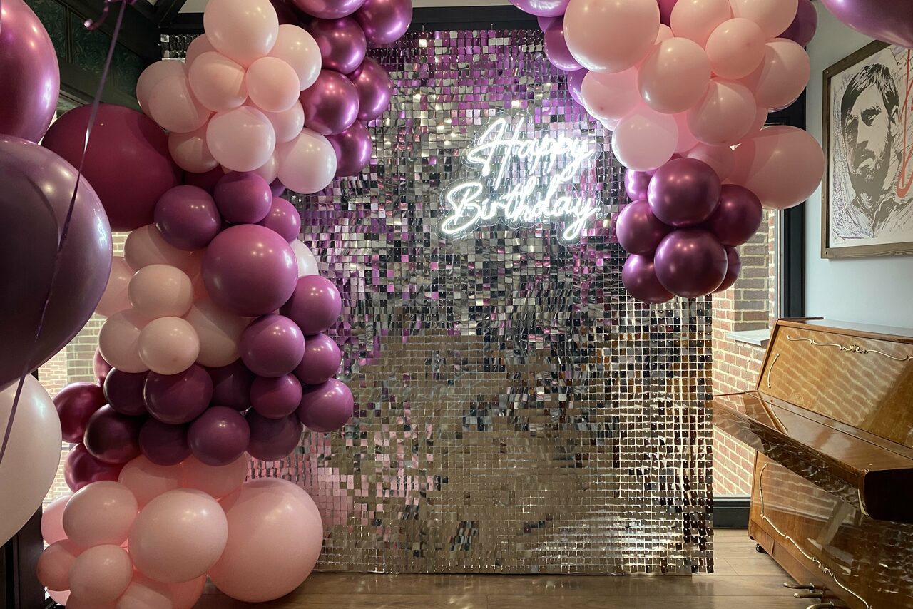 Арендовать Просторная терраса для мероприятий