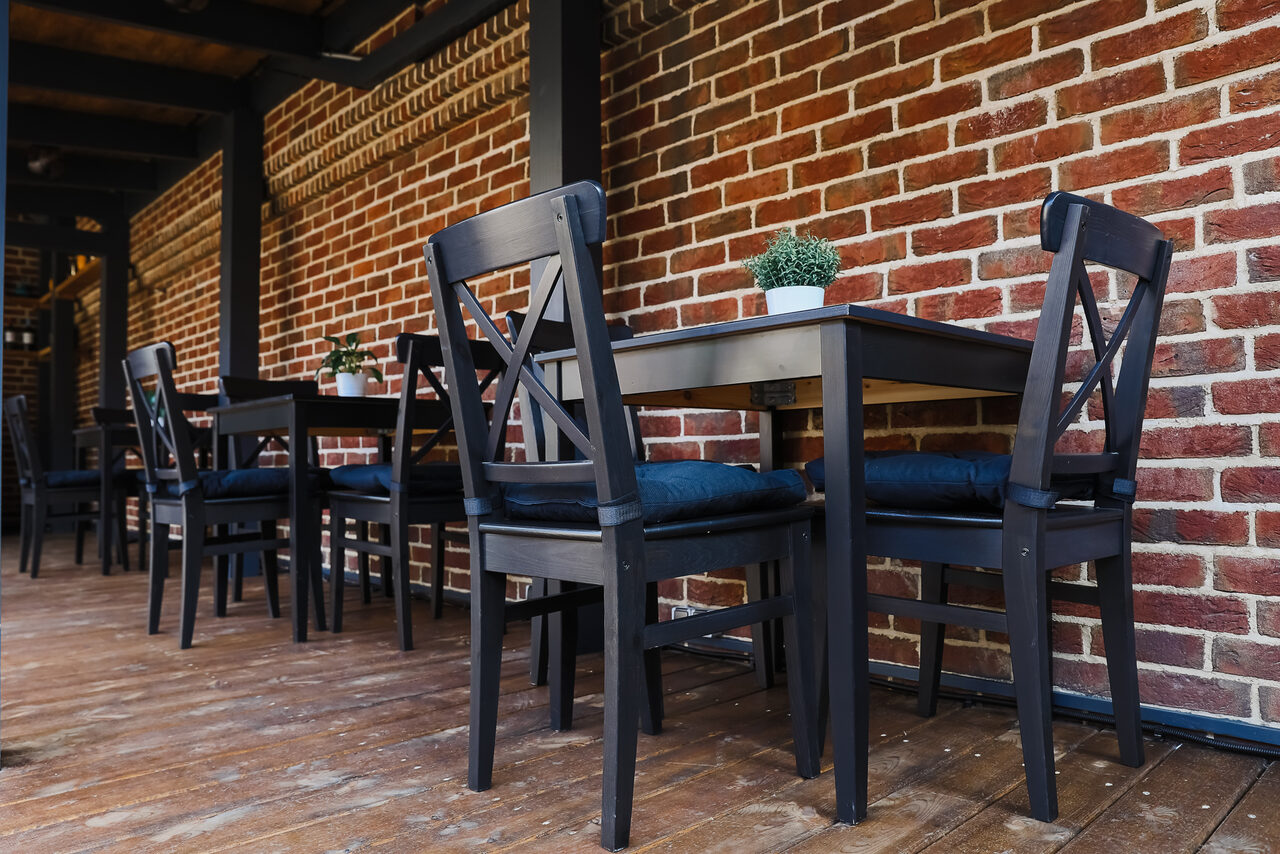 Арендовать Просторная терраса для мероприятий