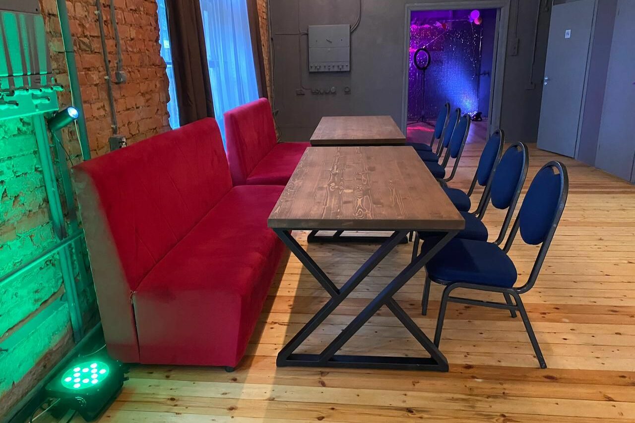 Арендовать Яркий лофт с фотозоной