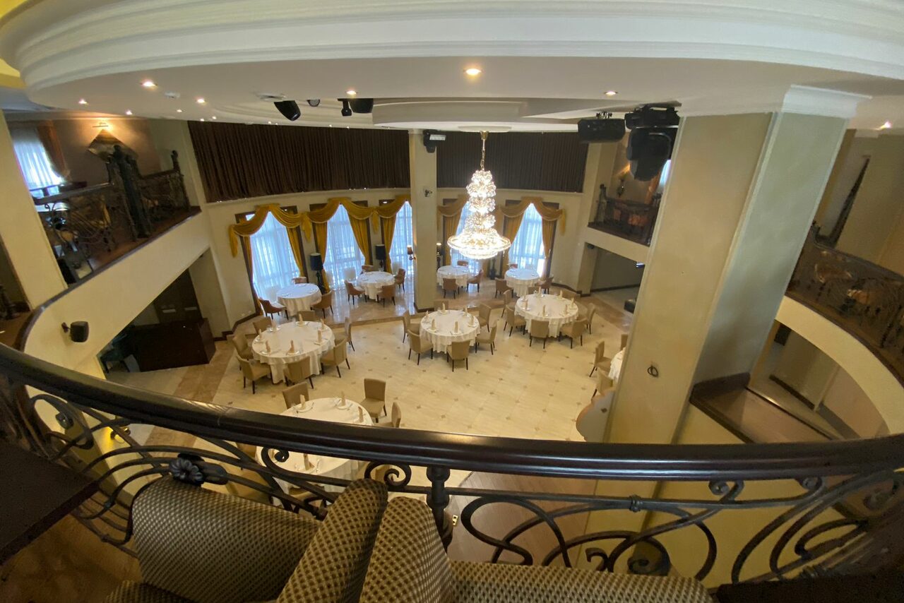 Арендовать Банкетный комплекс с несколькими зонами