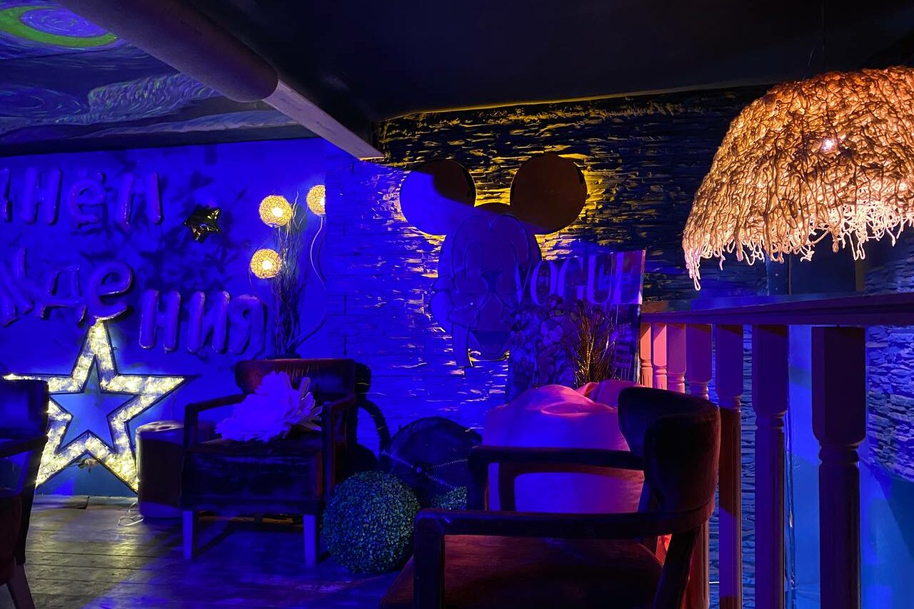 Арендовать Лофт Ван Гог Двухуровневый лофт с верандой