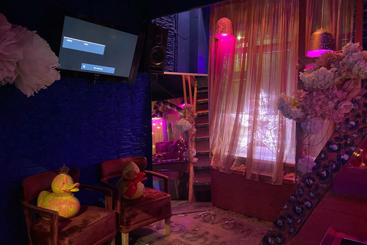 Арендовать Лофт Ван Гог Двухуровневый лофт с верандой