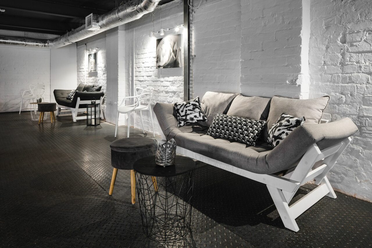 Арендовать Casa Picassa. Огюст Роден Дизайнерский двухуровневый зал