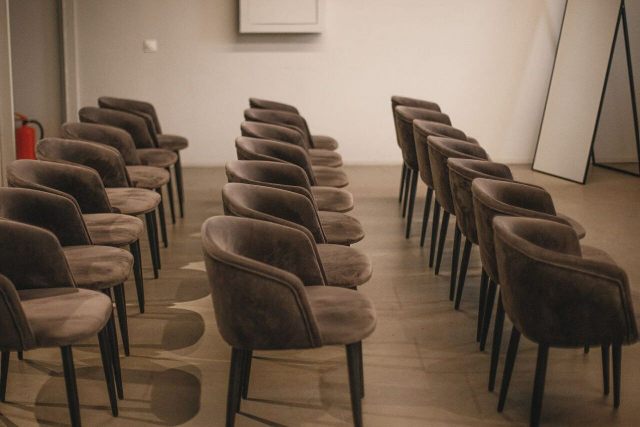 Арендовать Пространство для мероприятий с камином для выступлений