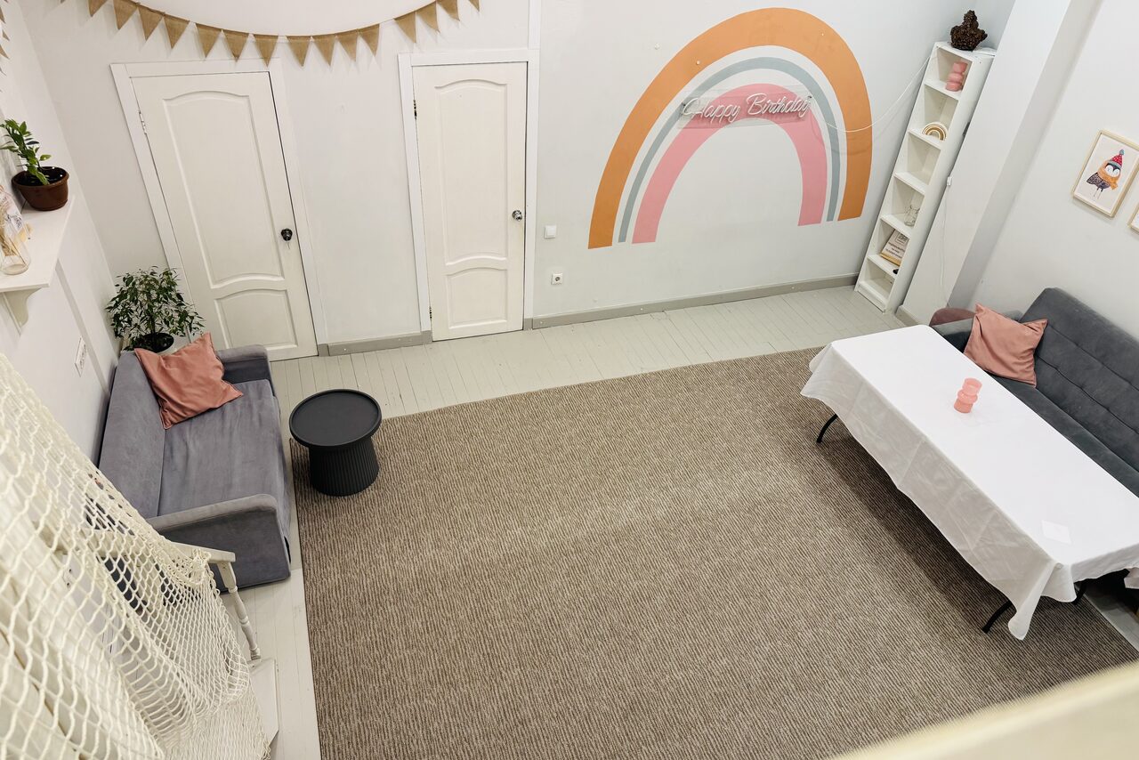 Арендовать Двухуровневый лофт для различных событий