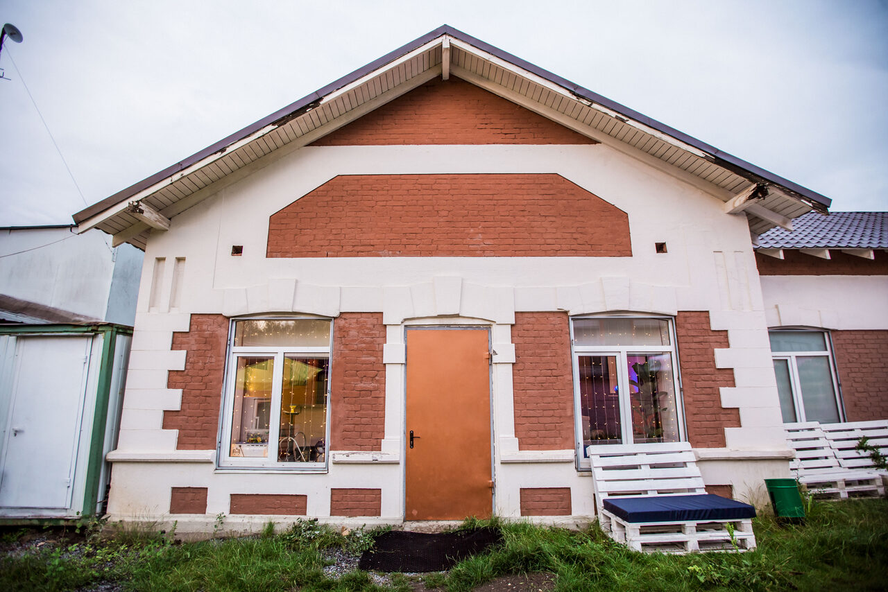 Арендовать Просторный лофт с верандой и внутренним двориком