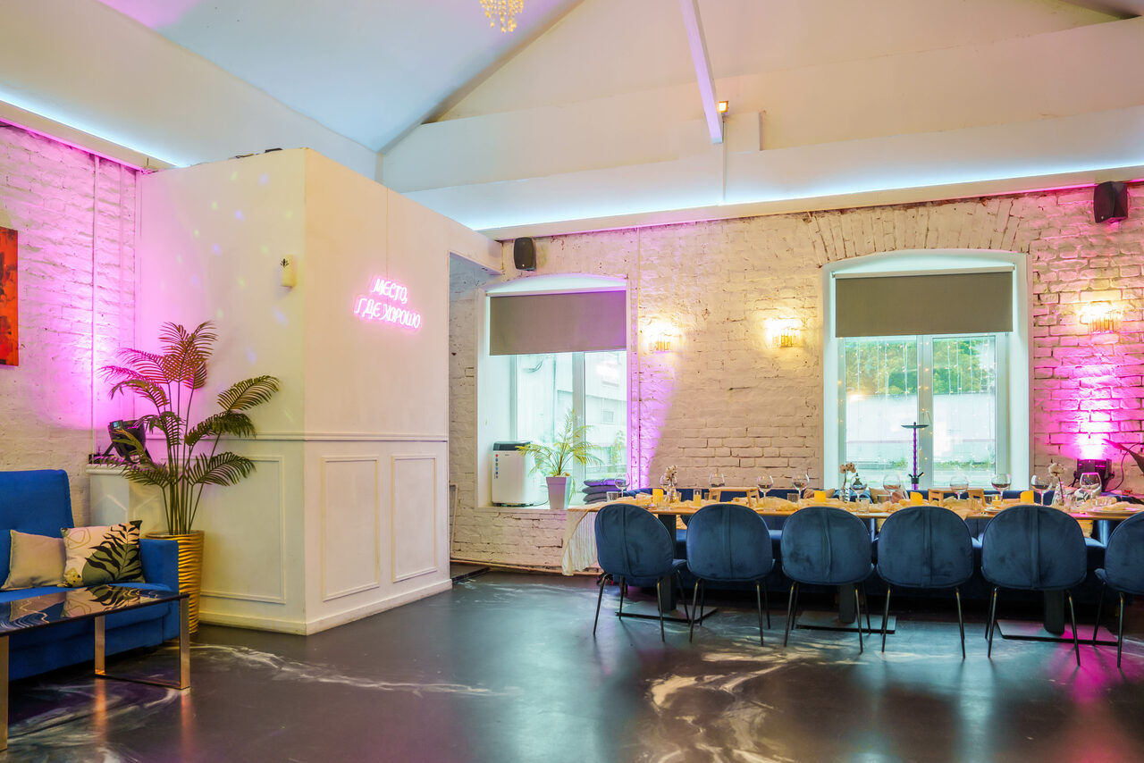 Арендовать Просторный лофт с верандой и внутренним двориком