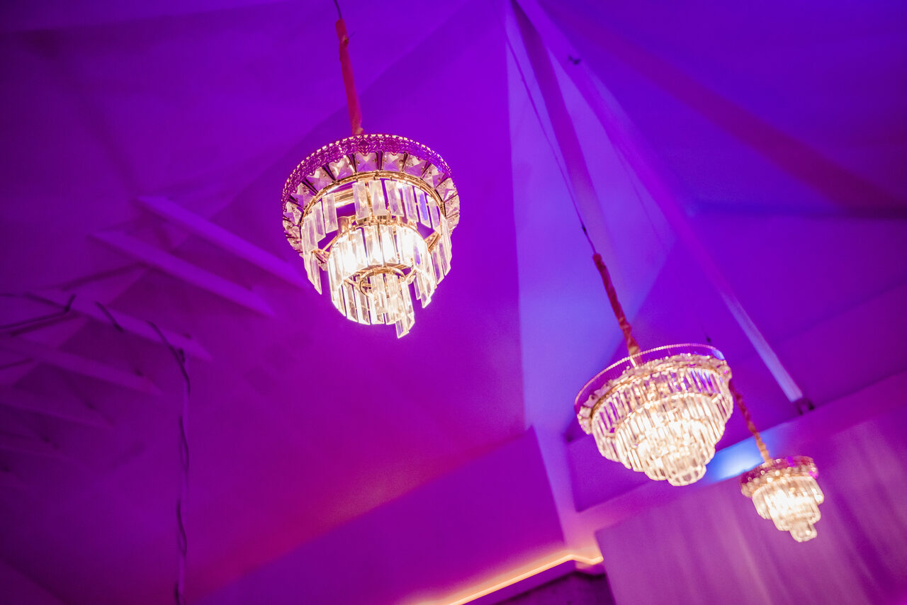 Арендовать Атмосферное пространство с верандой для любых мероприятий