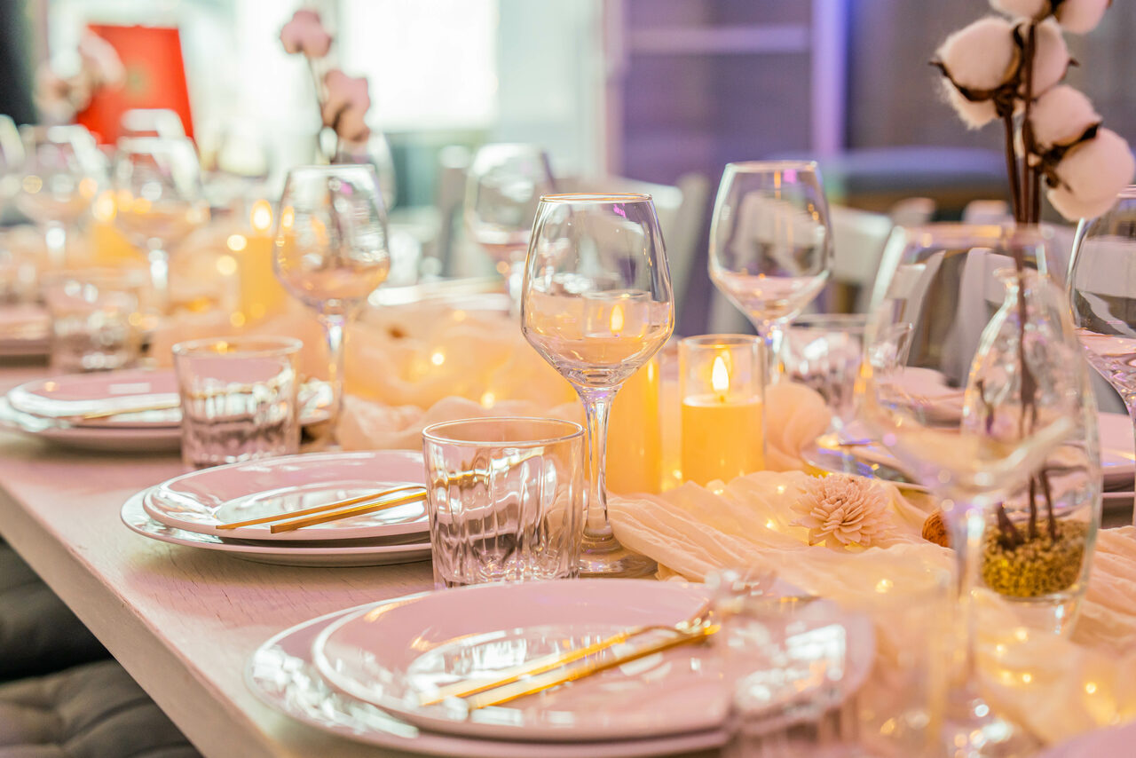 Арендовать Атмосферное пространство с верандой для любых мероприятий