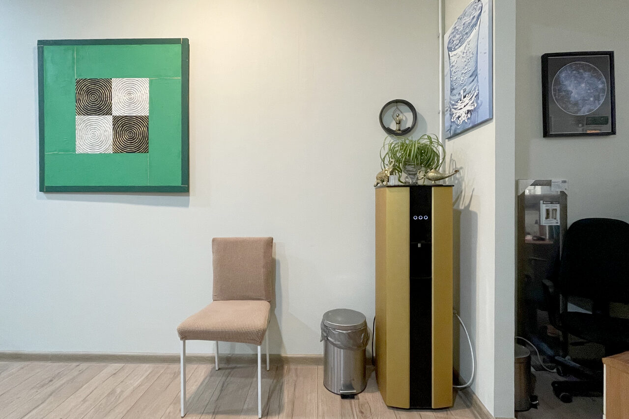 Арендовать Светлый зал 90 кв. метров