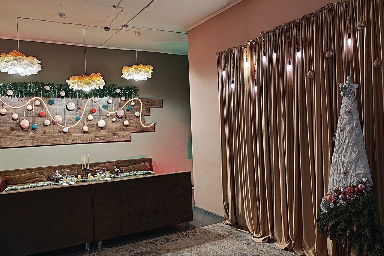 Арендовать Уютный лофт-зал с красивым видом