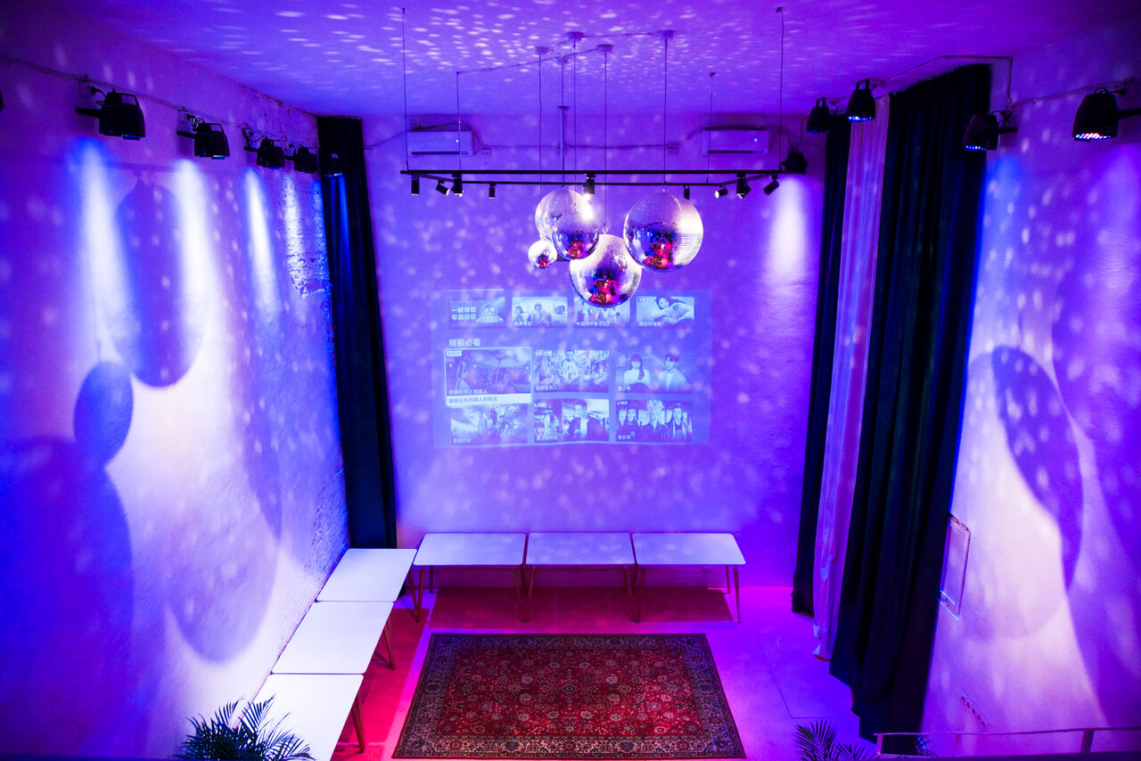 Арендовать Hall 14. Атмосферный лофт с верандой