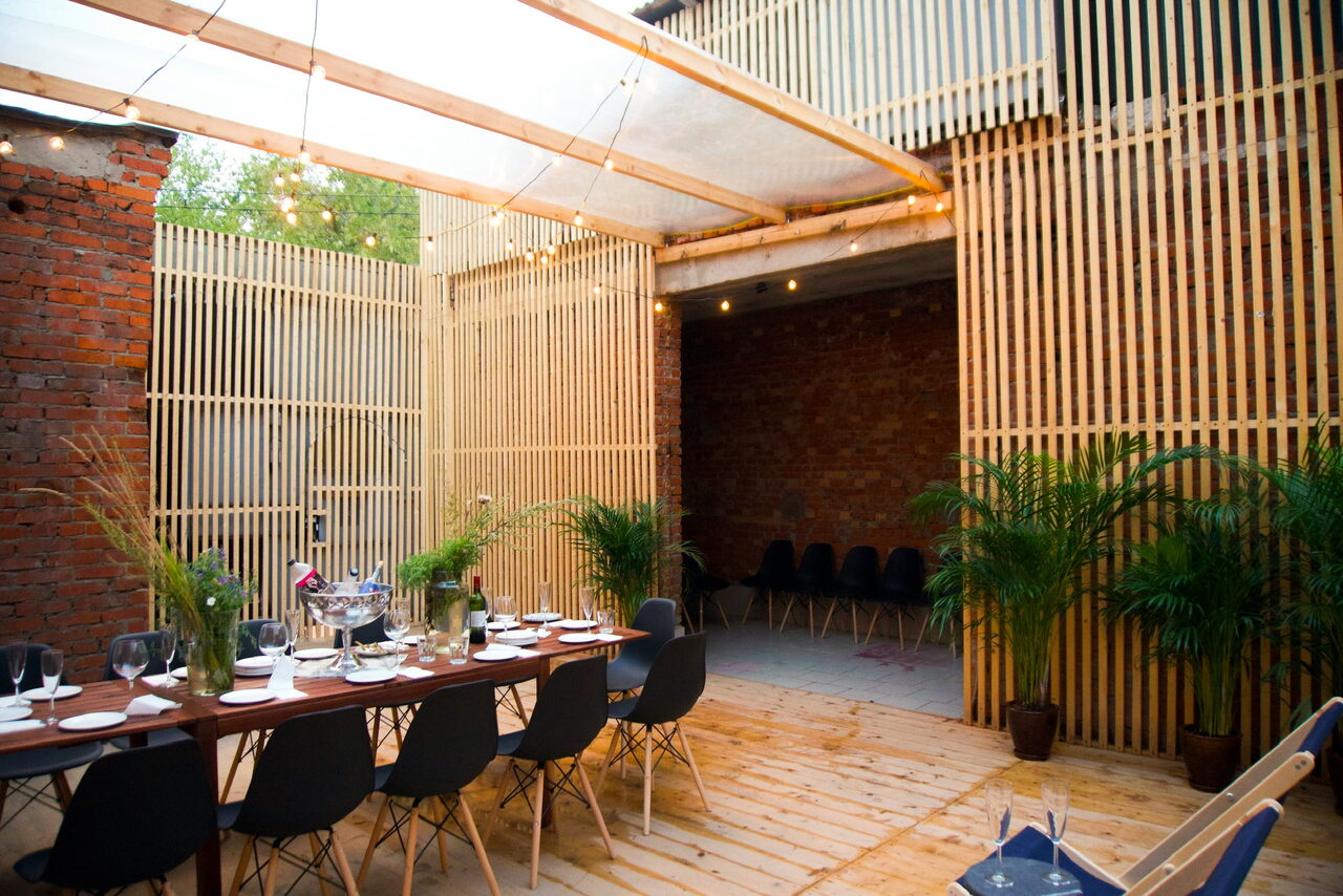 Арендовать Hall 14. Атмосферный лофт с верандой