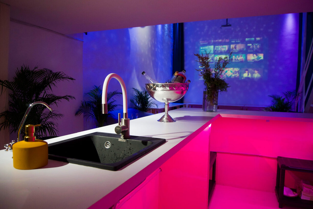 Арендовать Hall 14. Атмосферный лофт с верандой