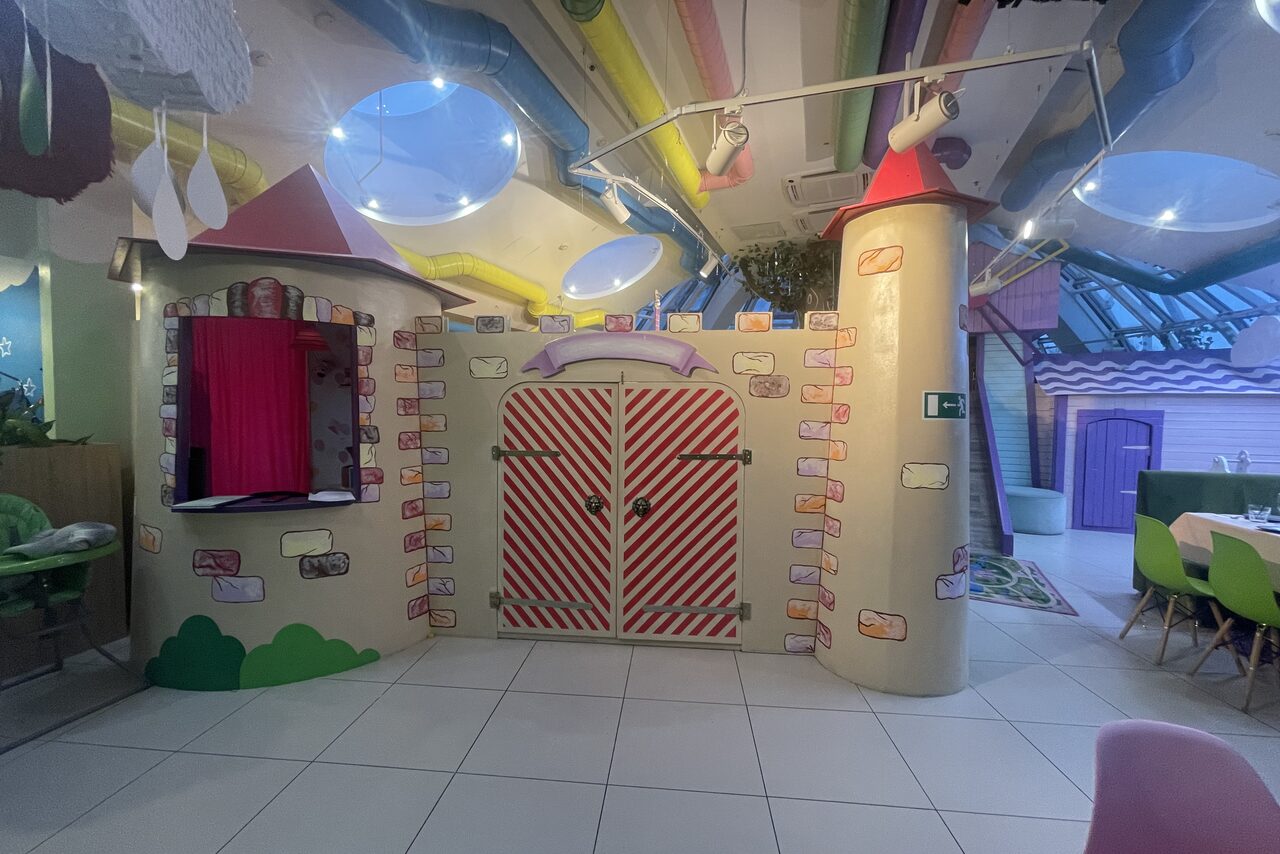 Арендовать Сказочный город. Семейное пространство