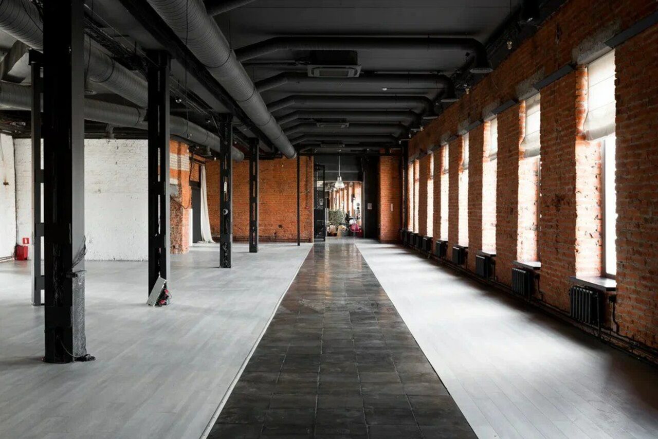 Арендовать Лофт пространство из красного кирпича