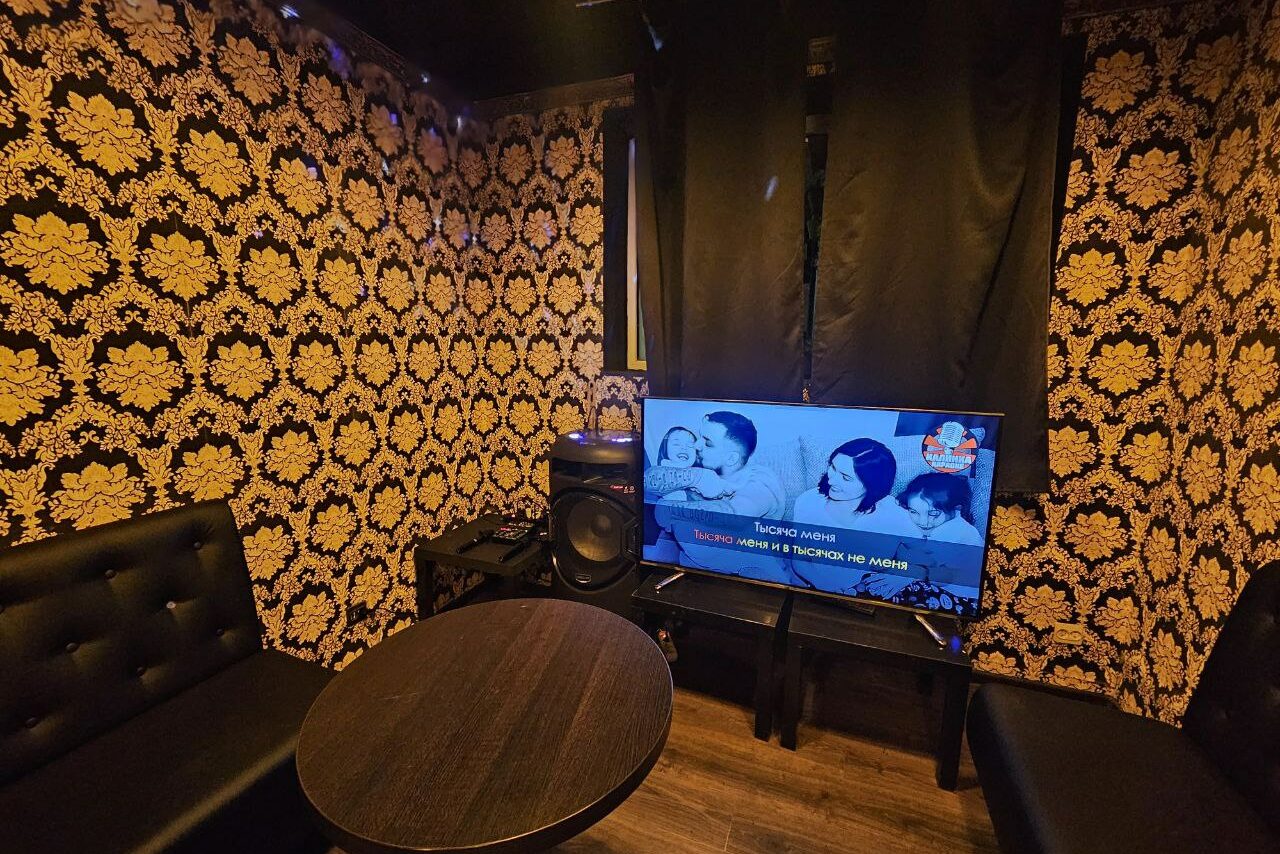 Арендовать Типичный Питер. ВИП лофт -зал