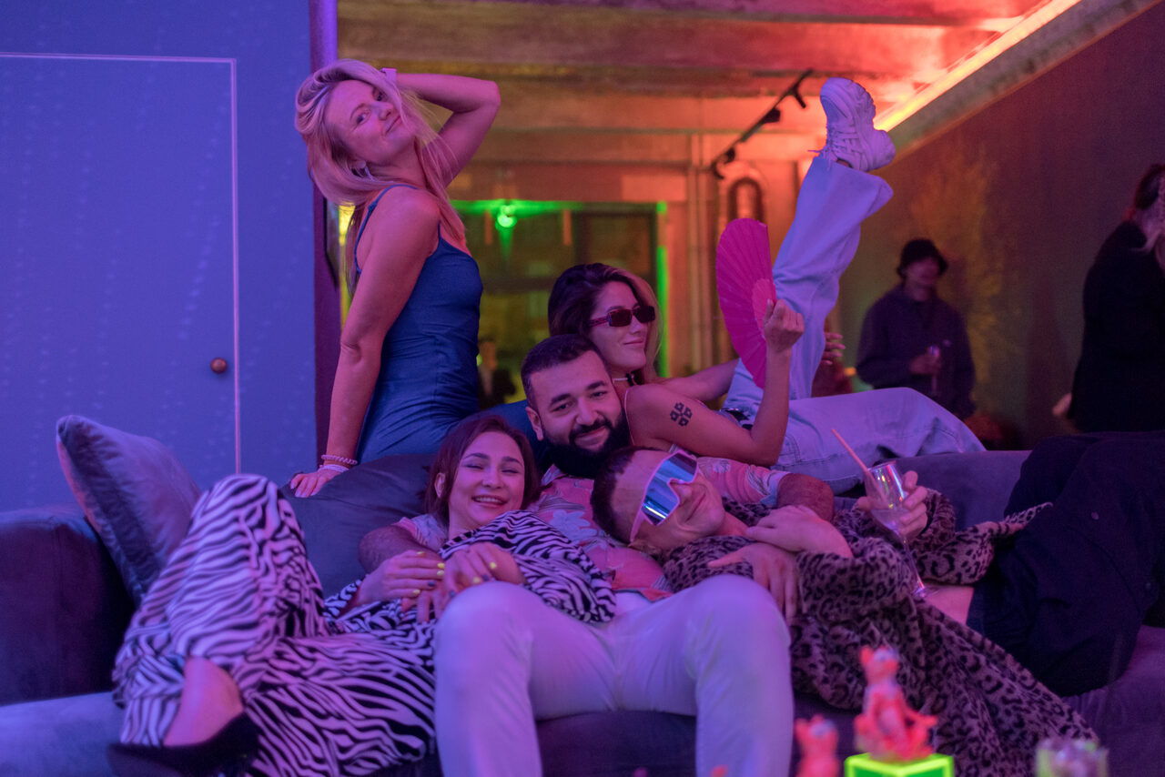 Арендовать AJNA лофт-бутик на набережной КК “Брусницын”