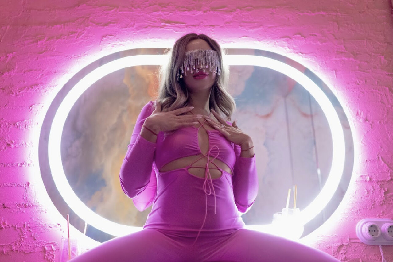 Арендовать AJNA лофт-бутик на набережной КК “Брусницын”