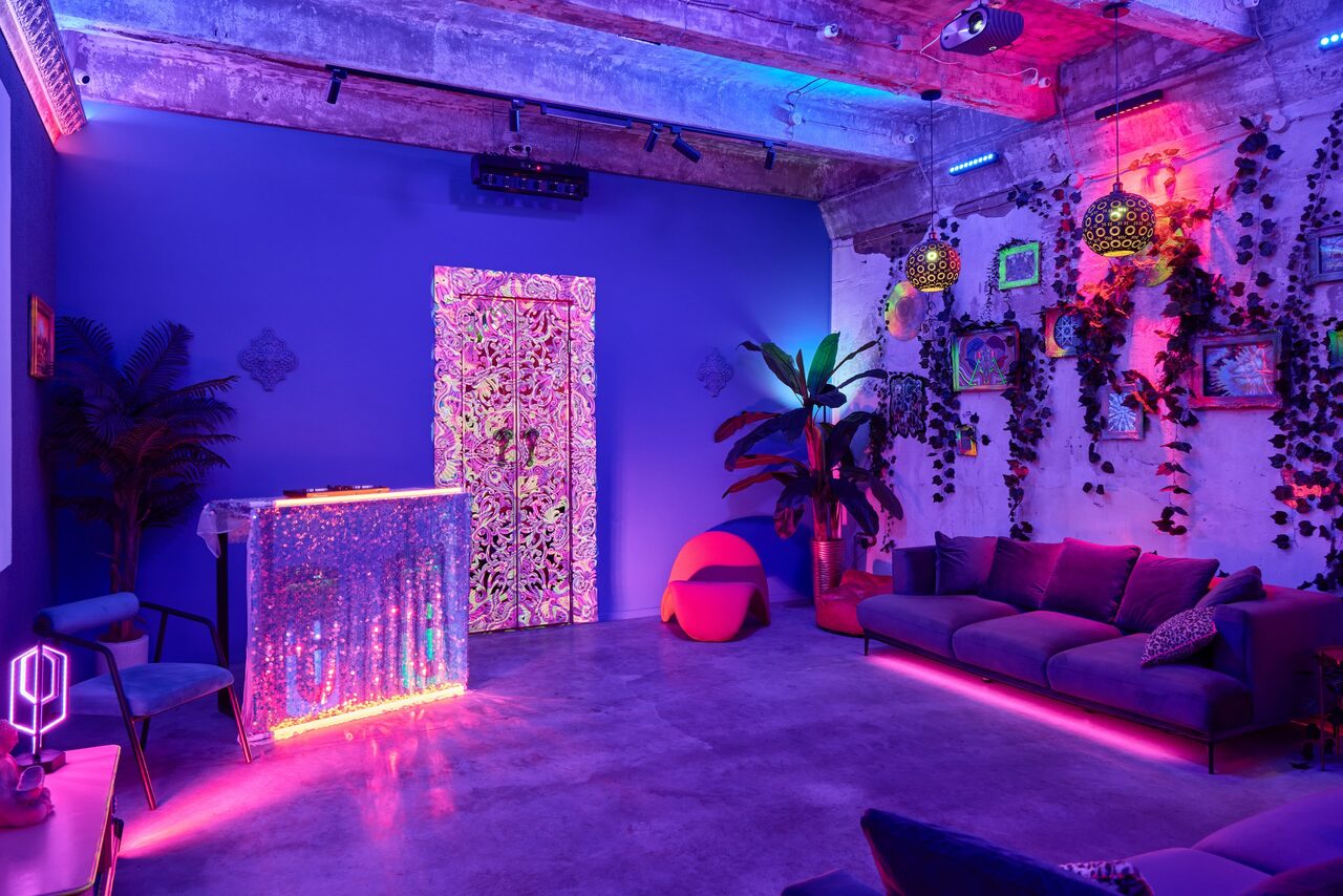 Арендовать AJNA лофт-бутик на набережной КК “Брусницын”