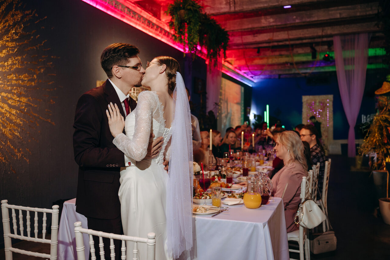 Арендовать AJNA лофт-бутик на набережной КК “Брусницын”