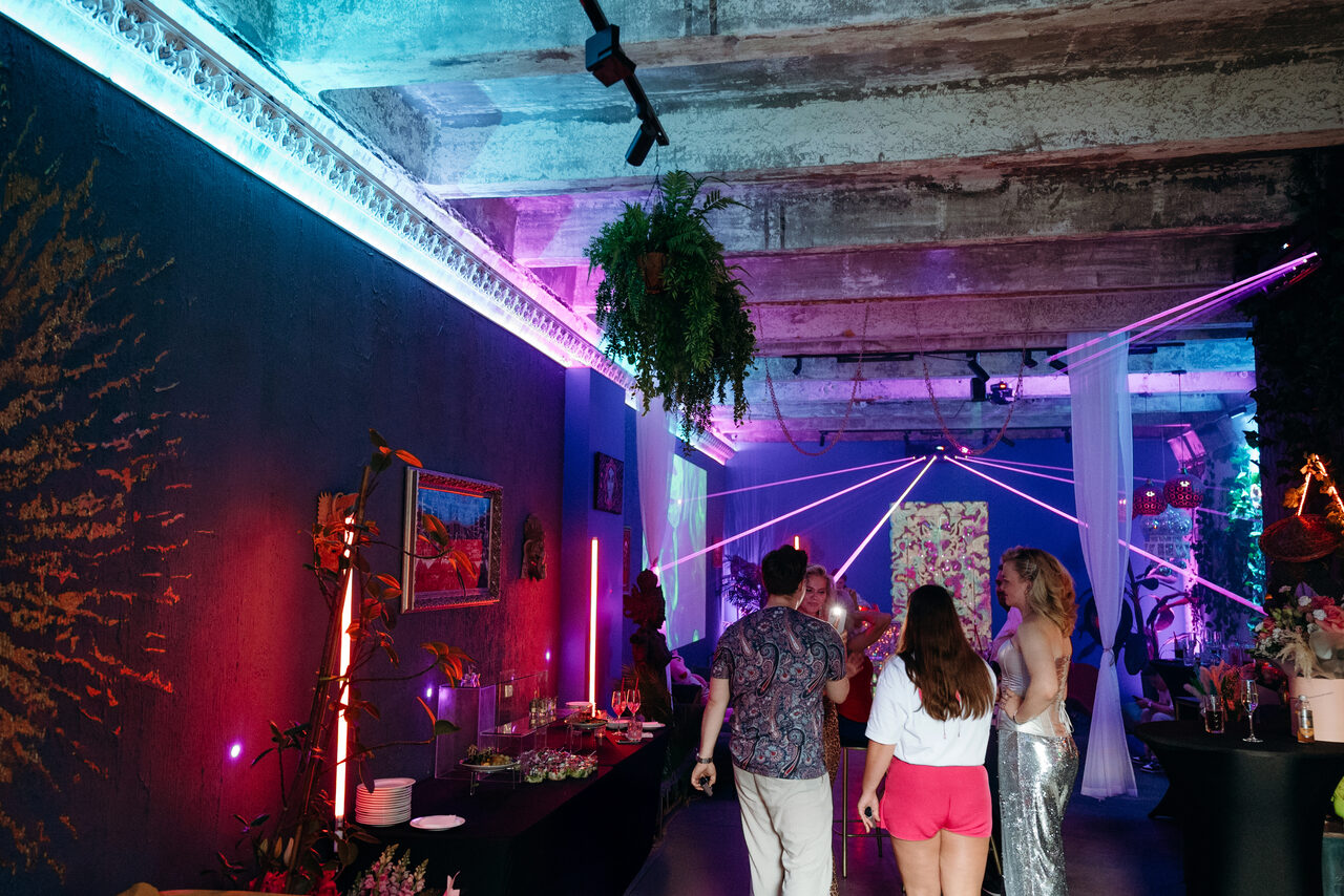 Арендовать AJNA лофт-бутик на набережной КК “Брусницын”