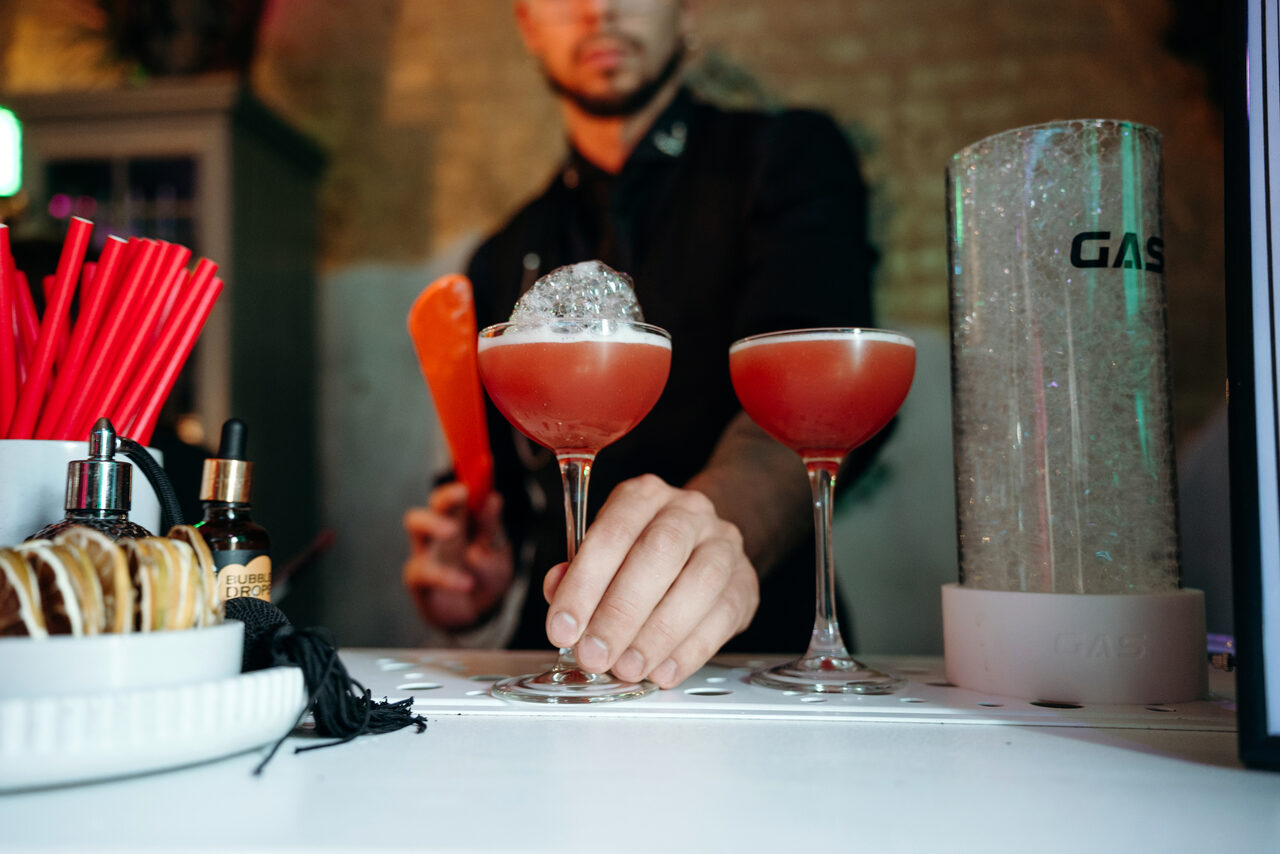 Арендовать AJNA лофт-бутик на набережной КК “Брусницын”