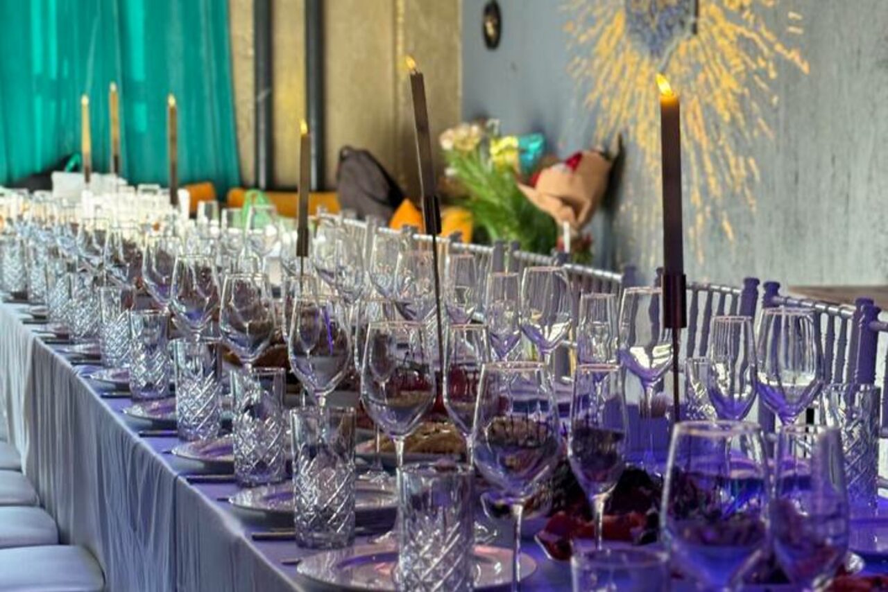 Арендовать AJNA лофт-бутик на набережной КК “Брусницын”