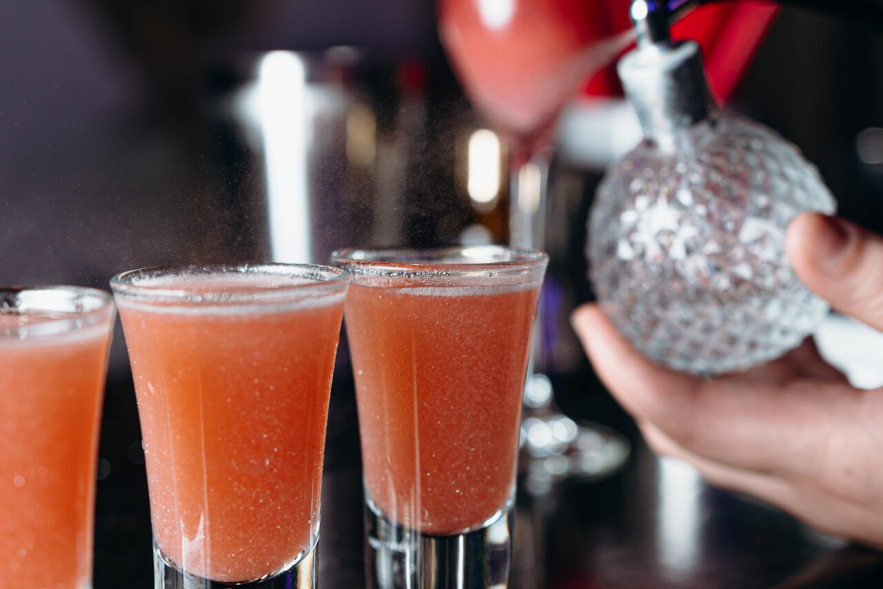 Арендовать AJNA лофт-бутик на набережной КК “Брусницын”